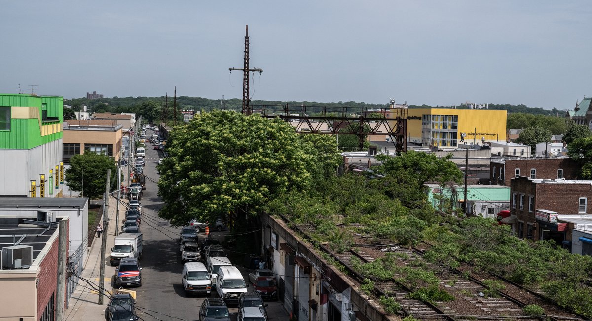Park or subway? Mamdani's backing of 'Queensway' plan divides borough