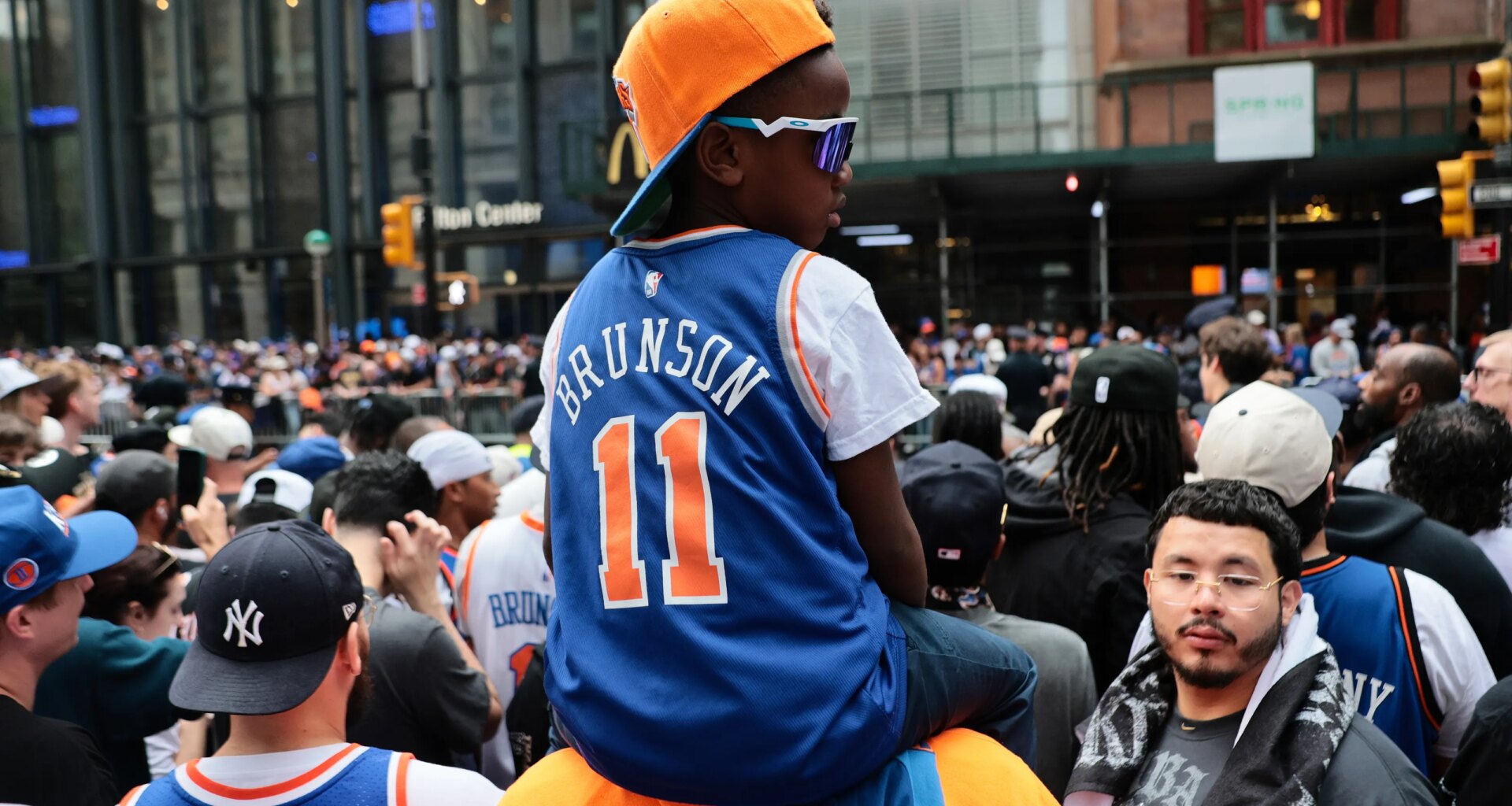 Knicks parade photos of fans packed in at Canyon of Heroes