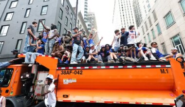 Chaos ensues at New York Knicks parade as countless fans can't enter