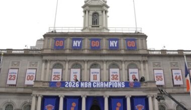 Wear New York political gear to celebrate the Knicks championship