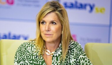 Queen Máxima revives her linen printed set for India visit