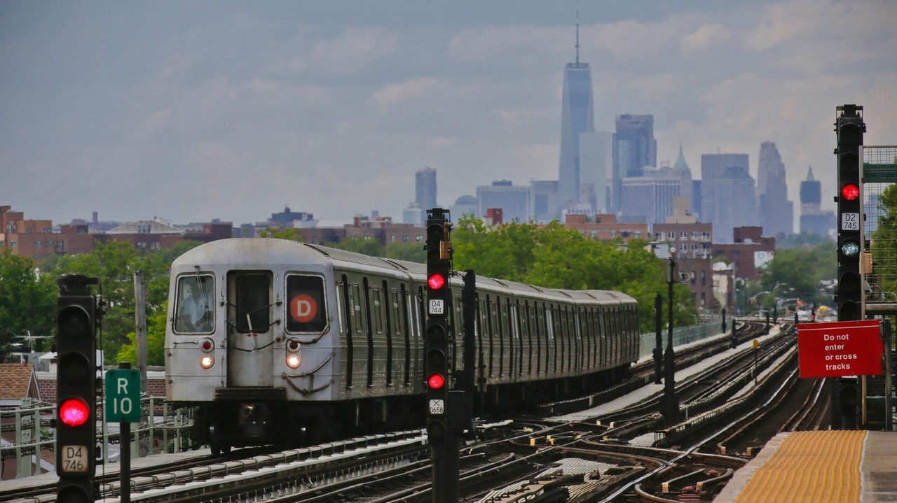 High school senior gets over 5 years in prison for setting homeless man on fire on NYC subway