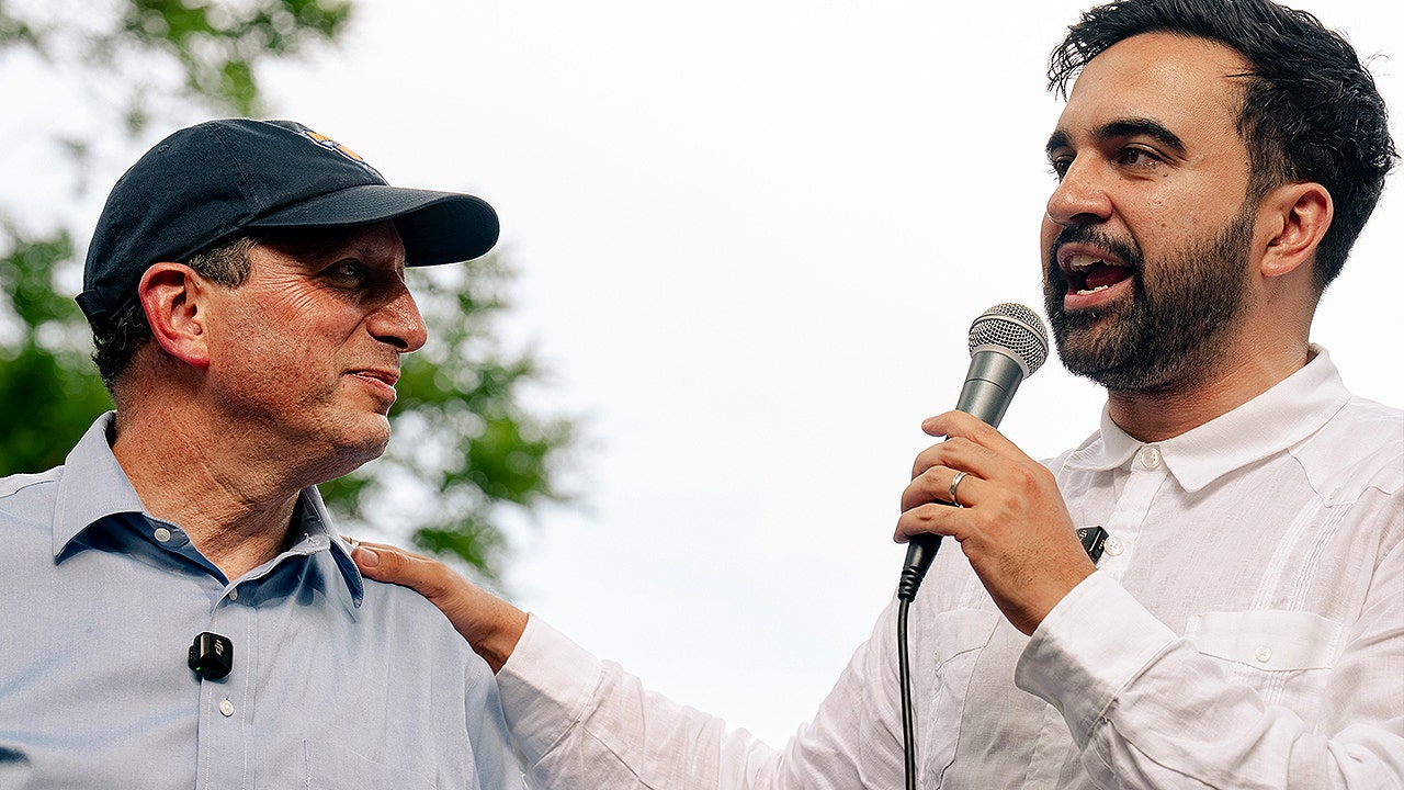Ex-NYC comptroller topples Trump impeachment figure Dan Goldman in primary