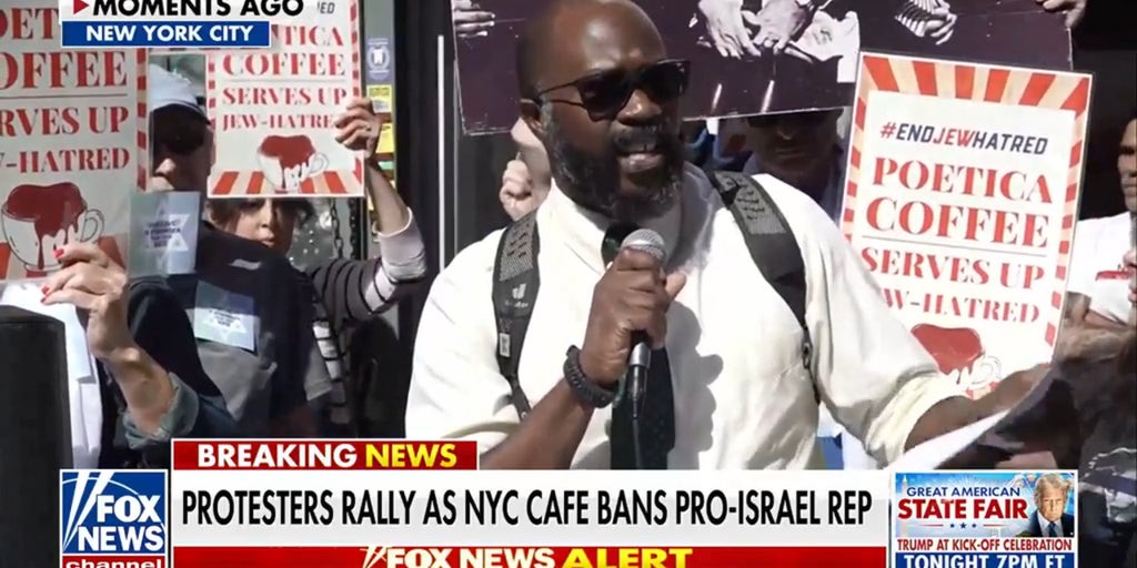 Protesters rally in Brooklyn after coffee shop bans pro-Israel Democrat