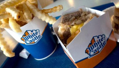 Woman mourns the loss of beloved White Castle in Queens; will pull at your heartstrings