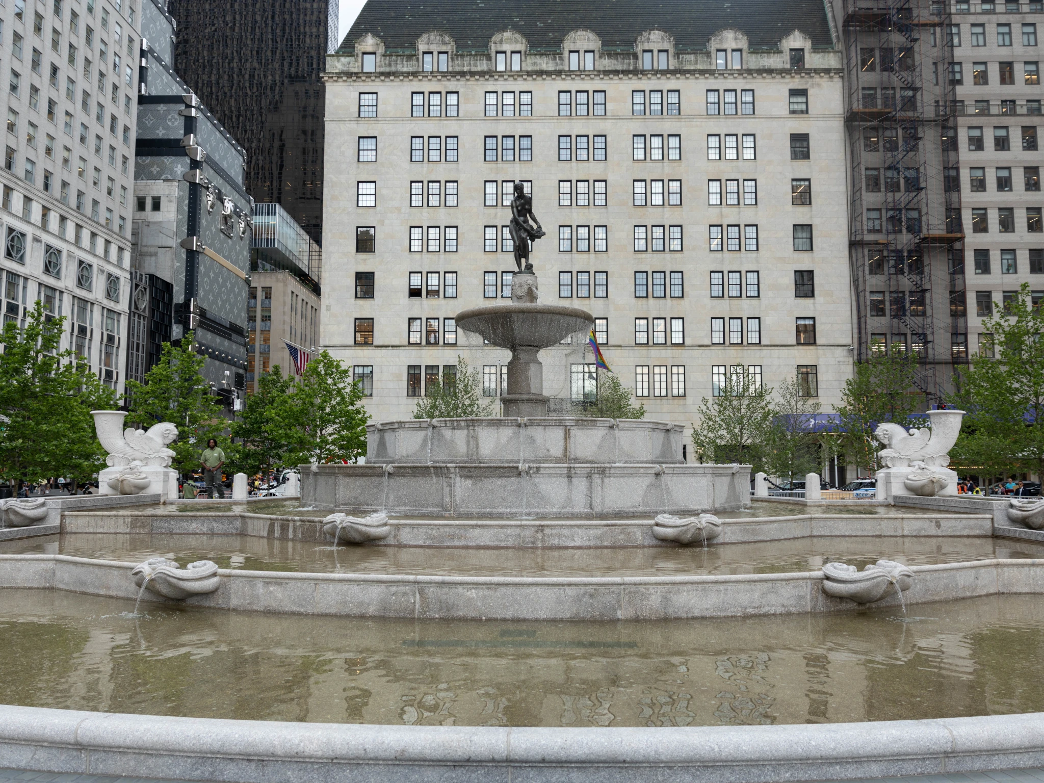 Grand Army Plaza South