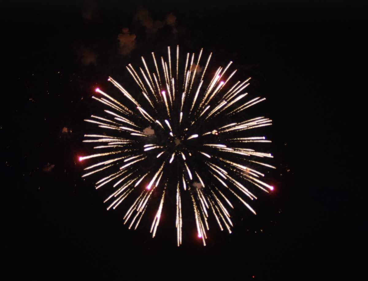 Bronx fireworks extravaganza celebrates new Orchard Beach pavilion  – Bronx Times