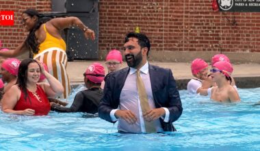 Suit, tie and a splash: NYC mayor Zohran Mamdani revives pool tradition in full formal wear — video