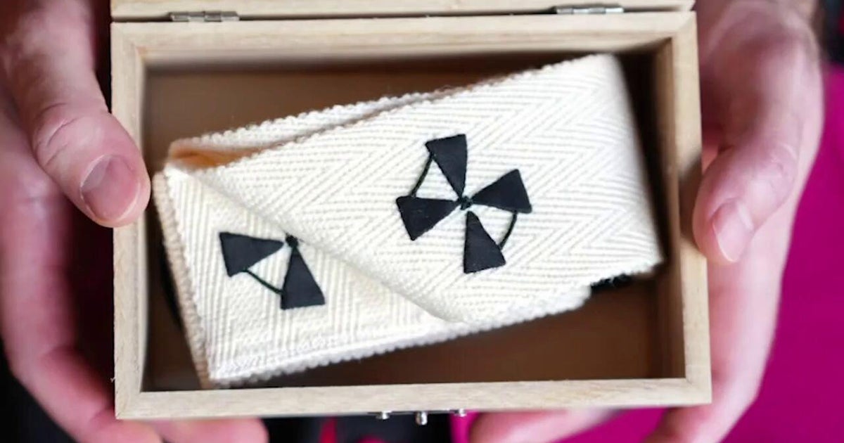 Pope Leo XIV awards New York Archbishop Ronald Hicks with special vestment in Rome