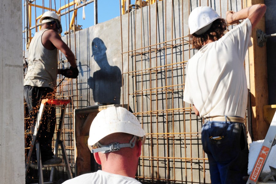NYC union looking to take on paid apprentices: Earn while you learn