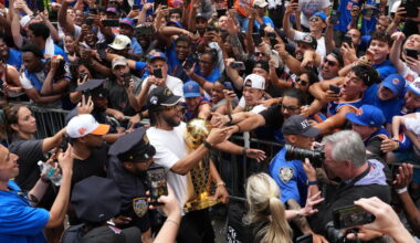 See the Knicks Championship Parade Unfold