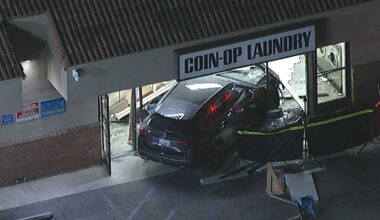 1 dead after Mercedes-Benz jumps curb, slams into front of Manhattan Beach laundromat