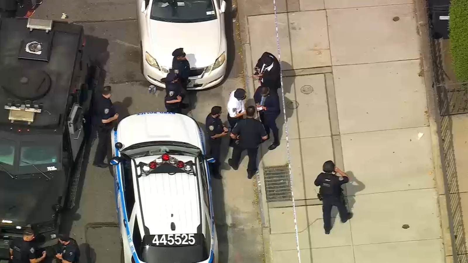 NYPD officer shot during standoff with barricaded suspect in Bedford-Stuyvesant, Brooklyn; suspect also shot