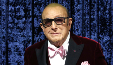 Clive Davis, music mogul, dies in New York City at age 94