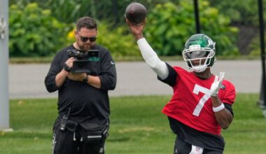 Cops investigate Jets QB Geno Smith after battery accusation