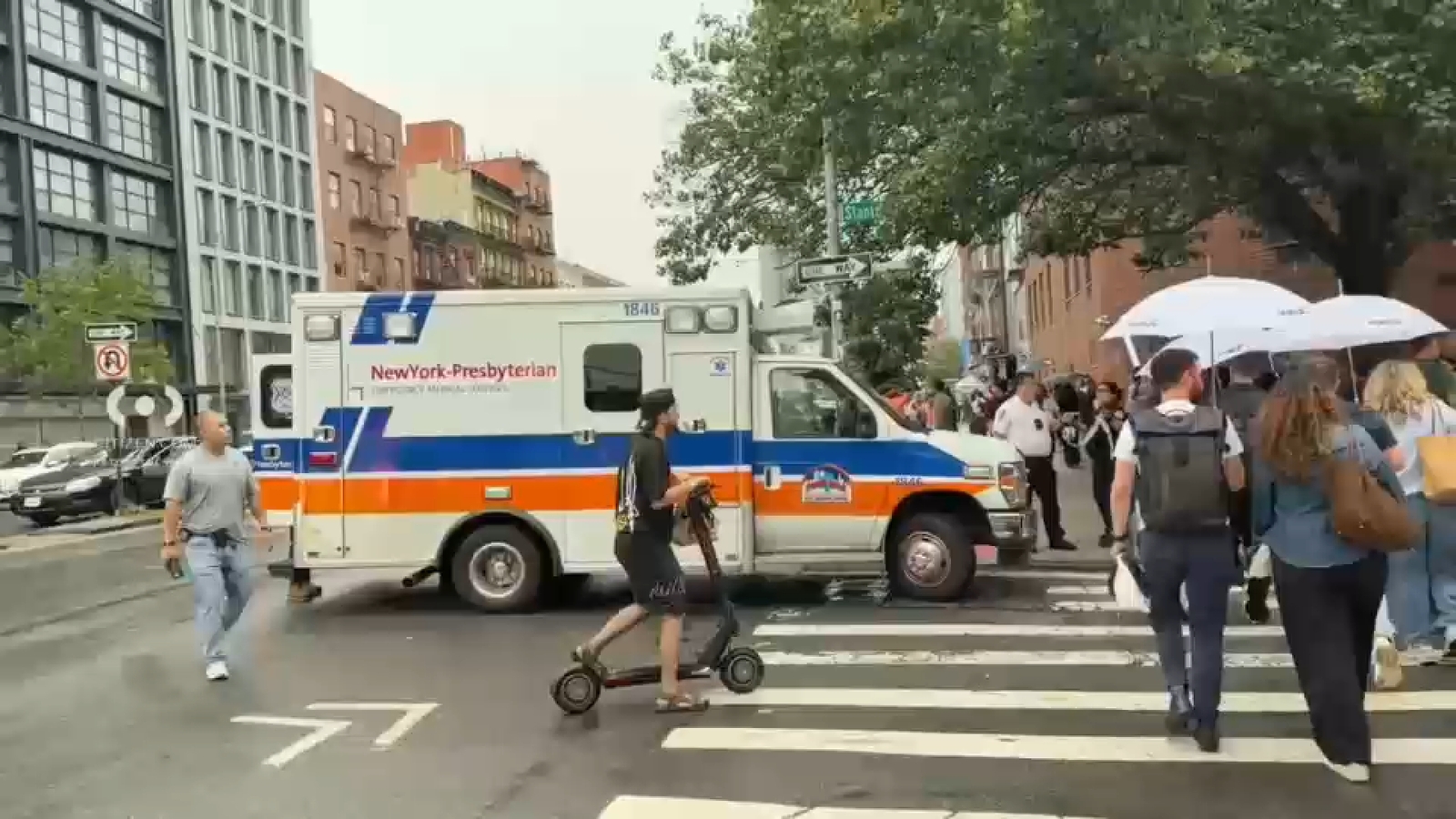 Lower East Side shooting: 15-year-boy shot in the leg; 4 persons of interest in custody