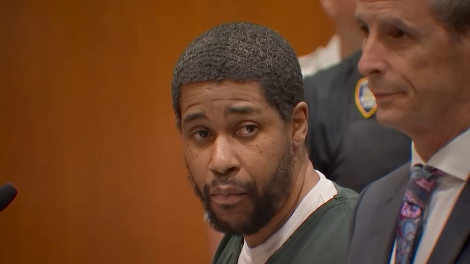 Driver charged in 2024 murder of NYPD Det. Jonathan Diller in Queens pleads guilty to gun possession