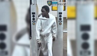 NYPD searching for man who punched MTA worker at 71st Avenue subway station in Queens