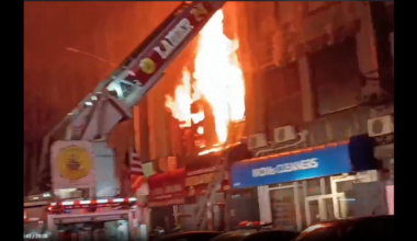 Firefighter injured in second-alarm fire at Midtown Manhattan commercial building