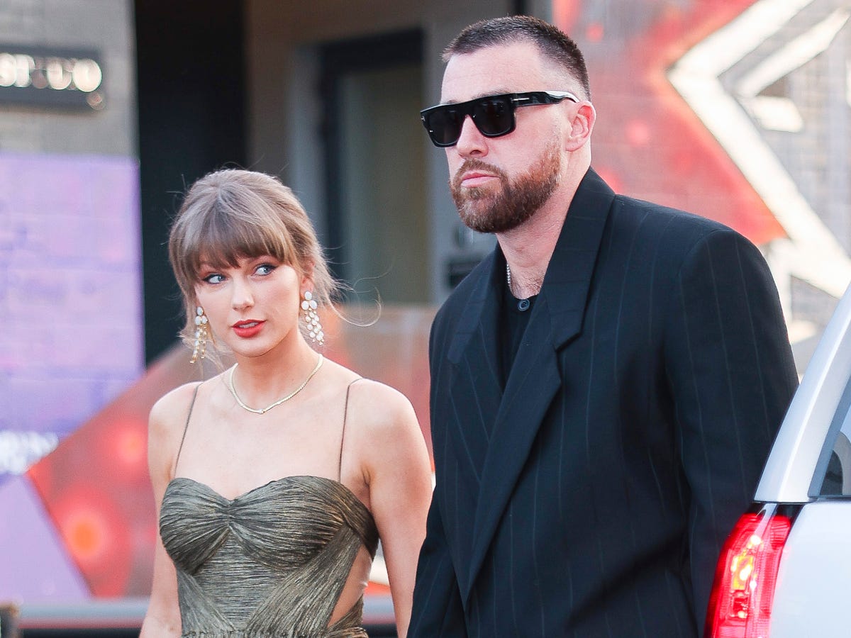 Taylor Swift and Travis Kelce's NYC Wedding: What We Know About July 2–3 Plans