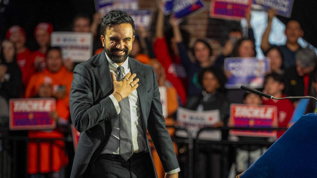 Maher Pushes Back On Khanna Defense Of Mamdani