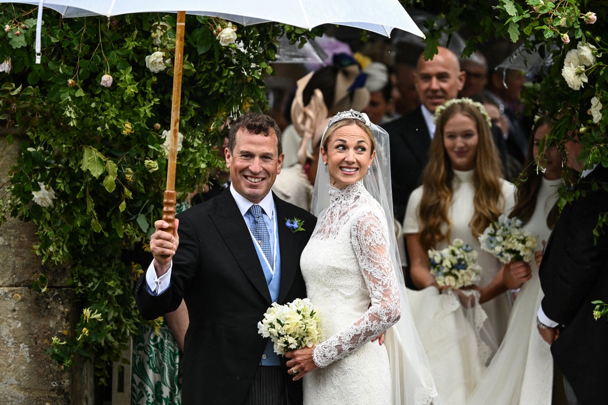 Royal wedding today: Peter Phillips marries NHS nurse Harriet Sperling in front of royals guests including Kate Middleton and King Charles