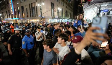 Knicks, NYC Officials Spar Over MSG Watch Parties