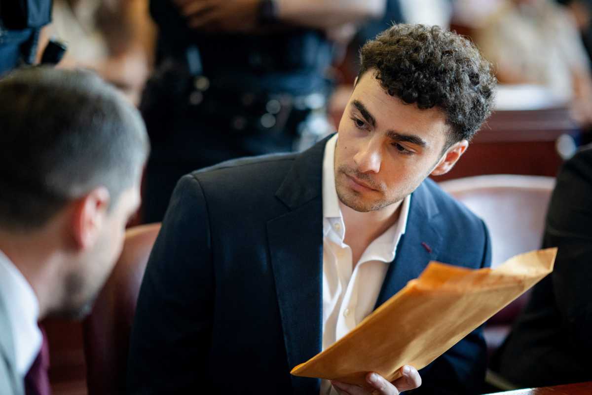 Luigi Mangione legal team to make psychiatric defense in state murder trial