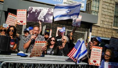 Pro-Israel activists rally outside Brooklyn coffee shop after Goldman coffee controversy