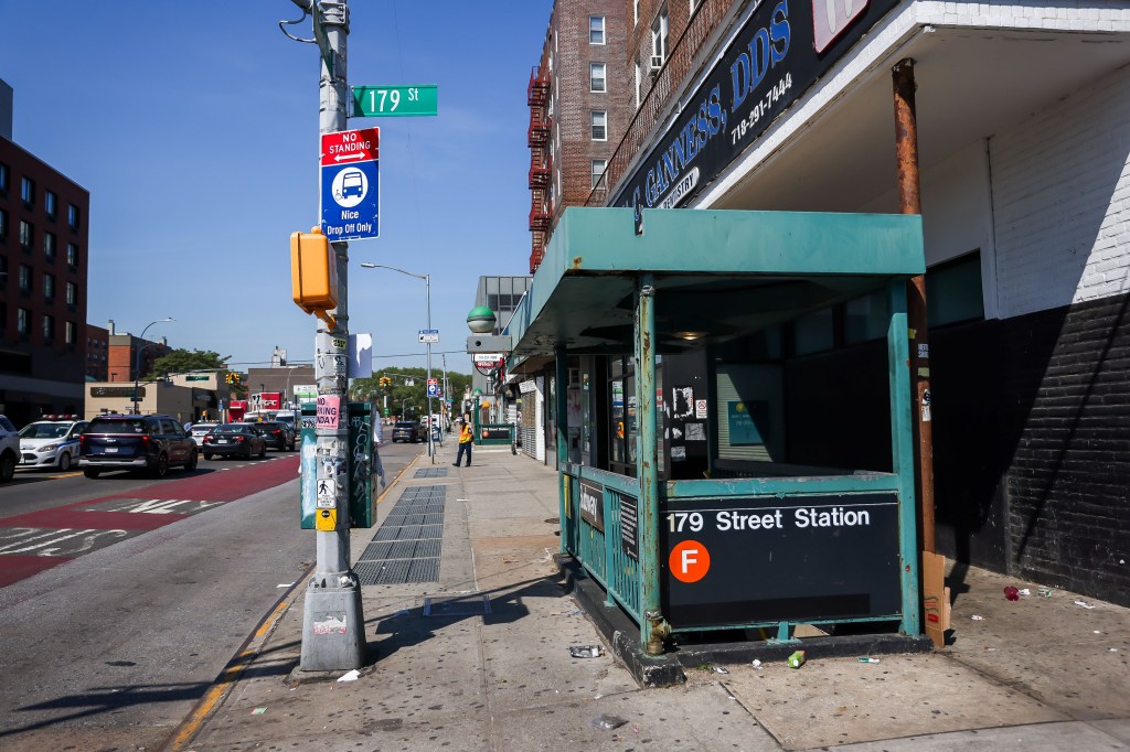 photos of subway station