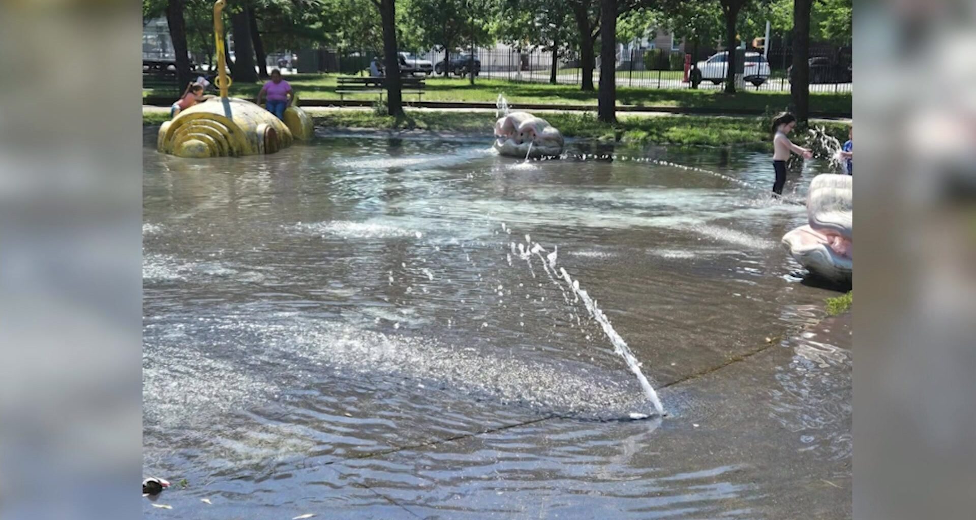 News 12 | Brooklyn | Marine Park Splash Pad Turns Into Makeshift Pool Due To Clogged Drain As Residents Demand City Action