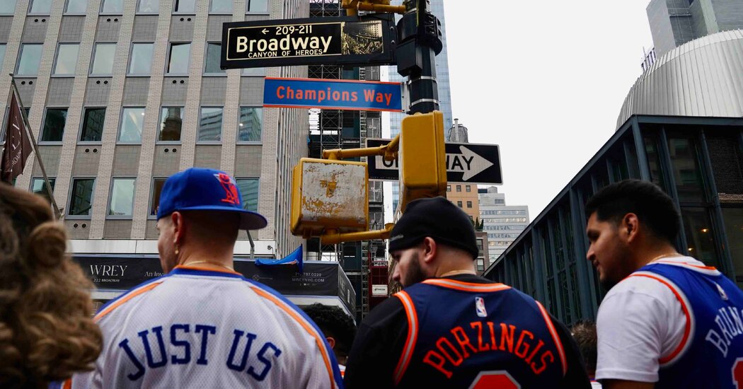 While the Knicks Celebrate an NBA Championship, Nets Fans Watch With Silent Envy