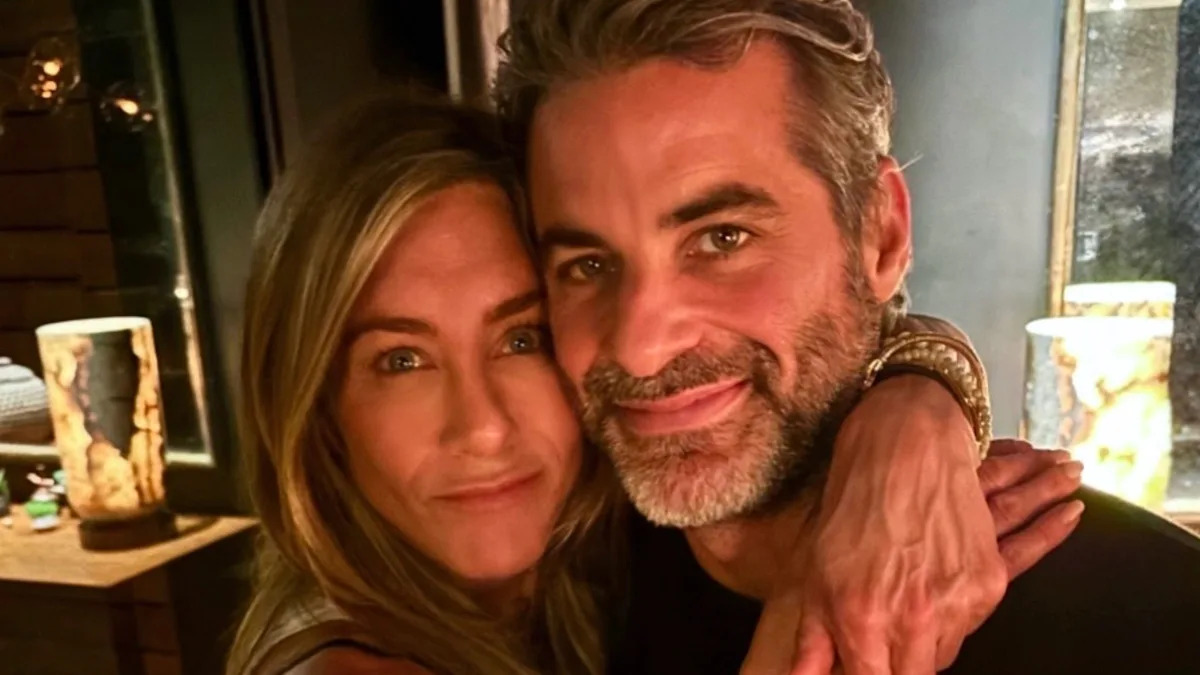 EXCLUSIVE: Jennifer Aniston’s Partner Jim Curtis Whips $1.5 Million New York City Home Off Market Weeks After Celebrating 1-Year Anniversary