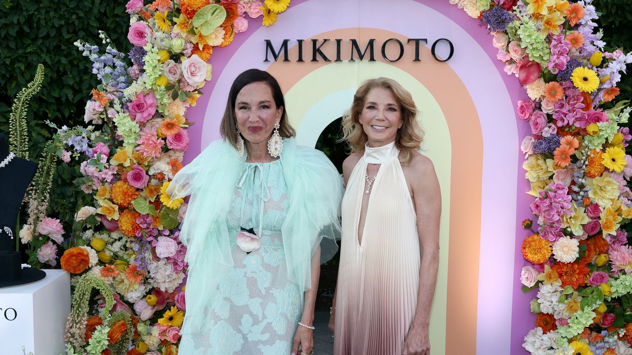 The New York Botanical Garden Celebrated Flower Power With a Groovy, Garden-Filled Night
