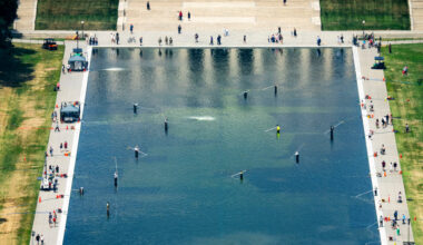 Trump Says Vandals Sabotaged the Reflecting Pool. Internal Documents Raise Doubts.