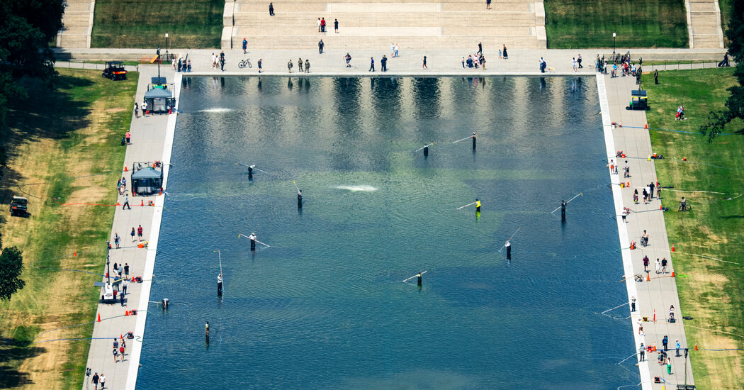 Trump Says Vandals Sabotaged the Reflecting Pool. Internal Documents Raise Doubts.