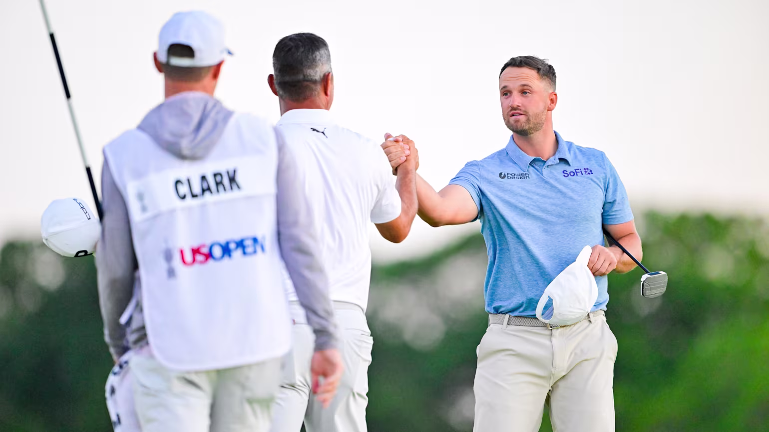 Clark Takes Wind out of Shinnecock Hills With 6-under 64