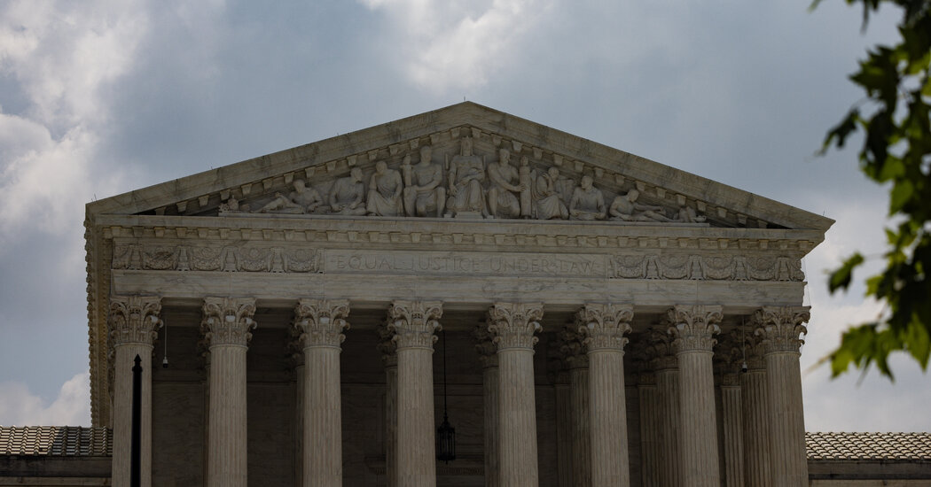 Live Updates: Supreme Court Expands Presidential Power Over Regulators, but Blocks Firing of Fed's Lisa Cook