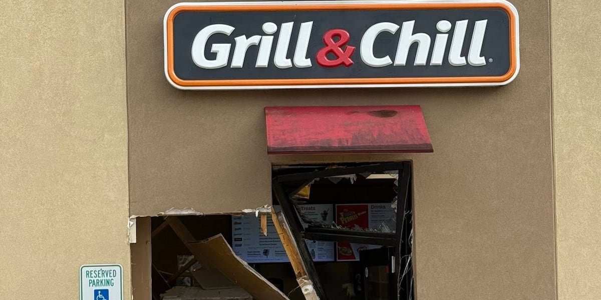 Car crashes into Kansas Dairy Queen
