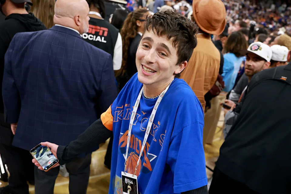Timothée Chalamet celebrates after the New York Knicks' victory against the San Antonio Spurs.