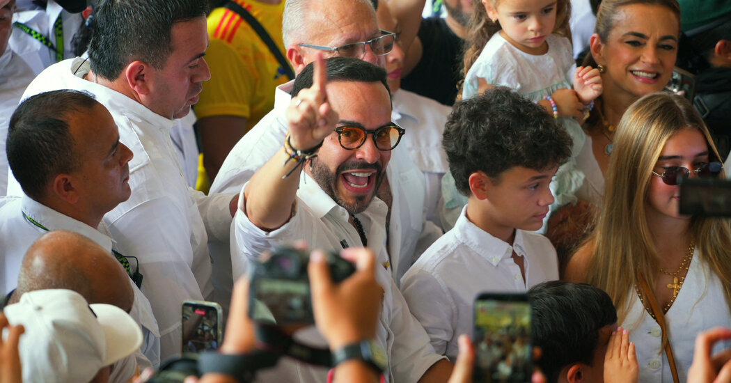 Colombia Presidential Election Heads to a Runoff