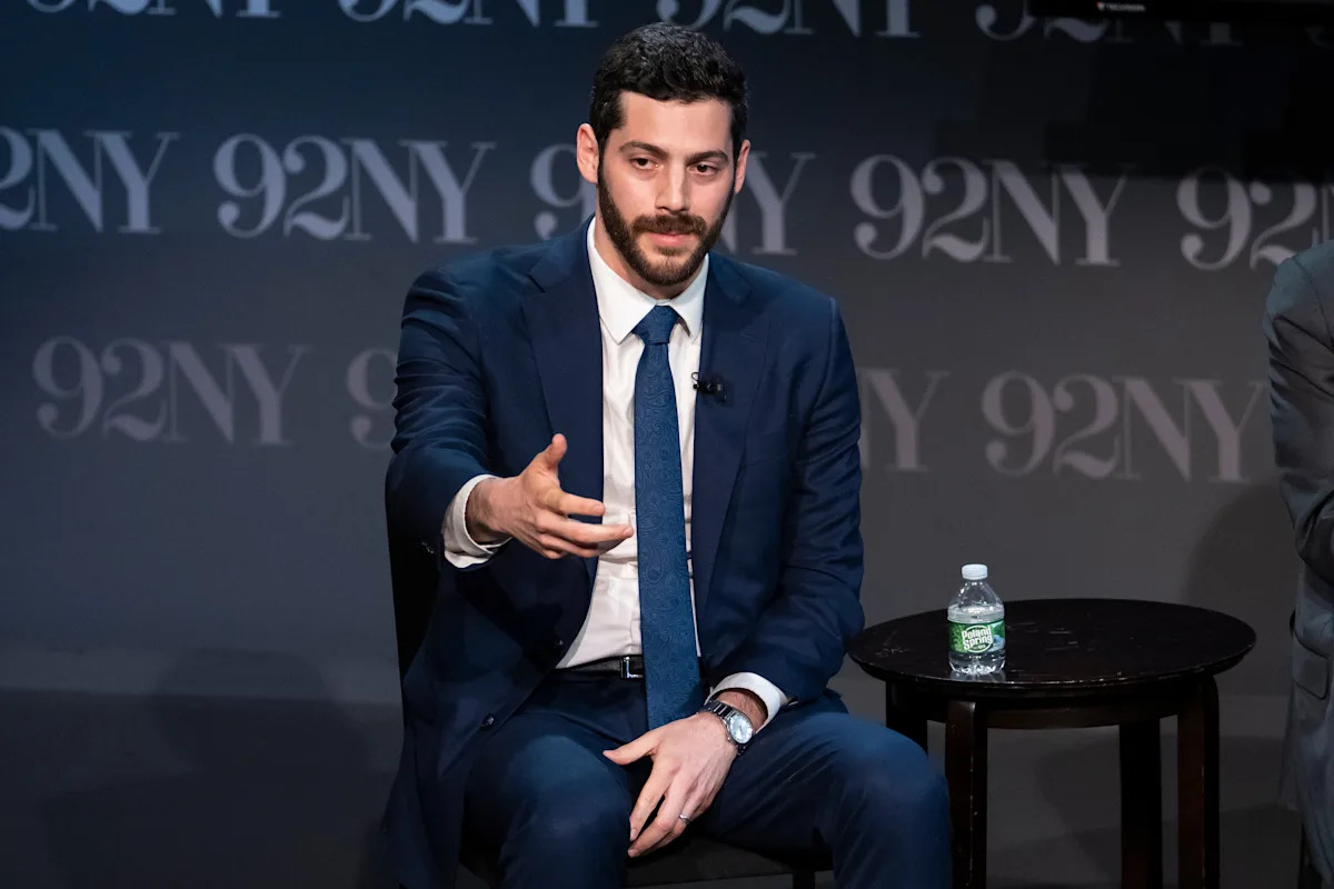 A New York House primary has become an AI industry family feud with millions in corporate spending