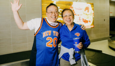 Knicks Fans Invade San Antonio, Chasing a Finals Rematch 27 Years in the Making