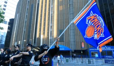Trump gets cold hometown welcome at NBA Finals in New York