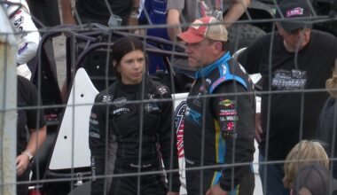 Ryan Newman races with daughter at Plymouth Motor Speedway