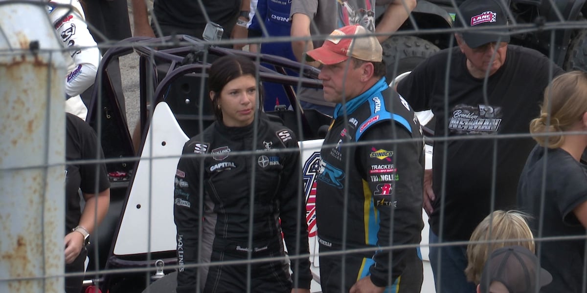 Ryan Newman races with daughter at Plymouth Motor Speedway