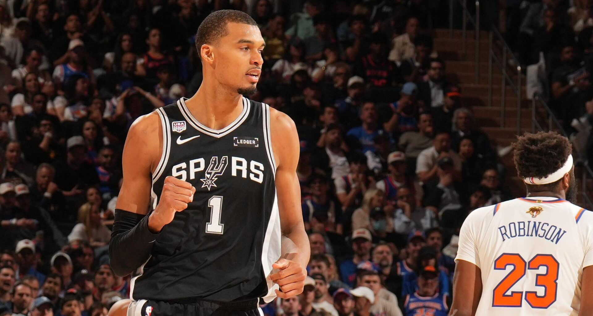 Victor Wembanyama carries Spurs to 115-111 win that cuts Knicks' NBA Finals lead to 2-1