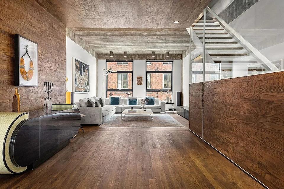 A living area inside 3 Wythe LN in Brooklyn, a home listed with Anthropic shares as a buying option.