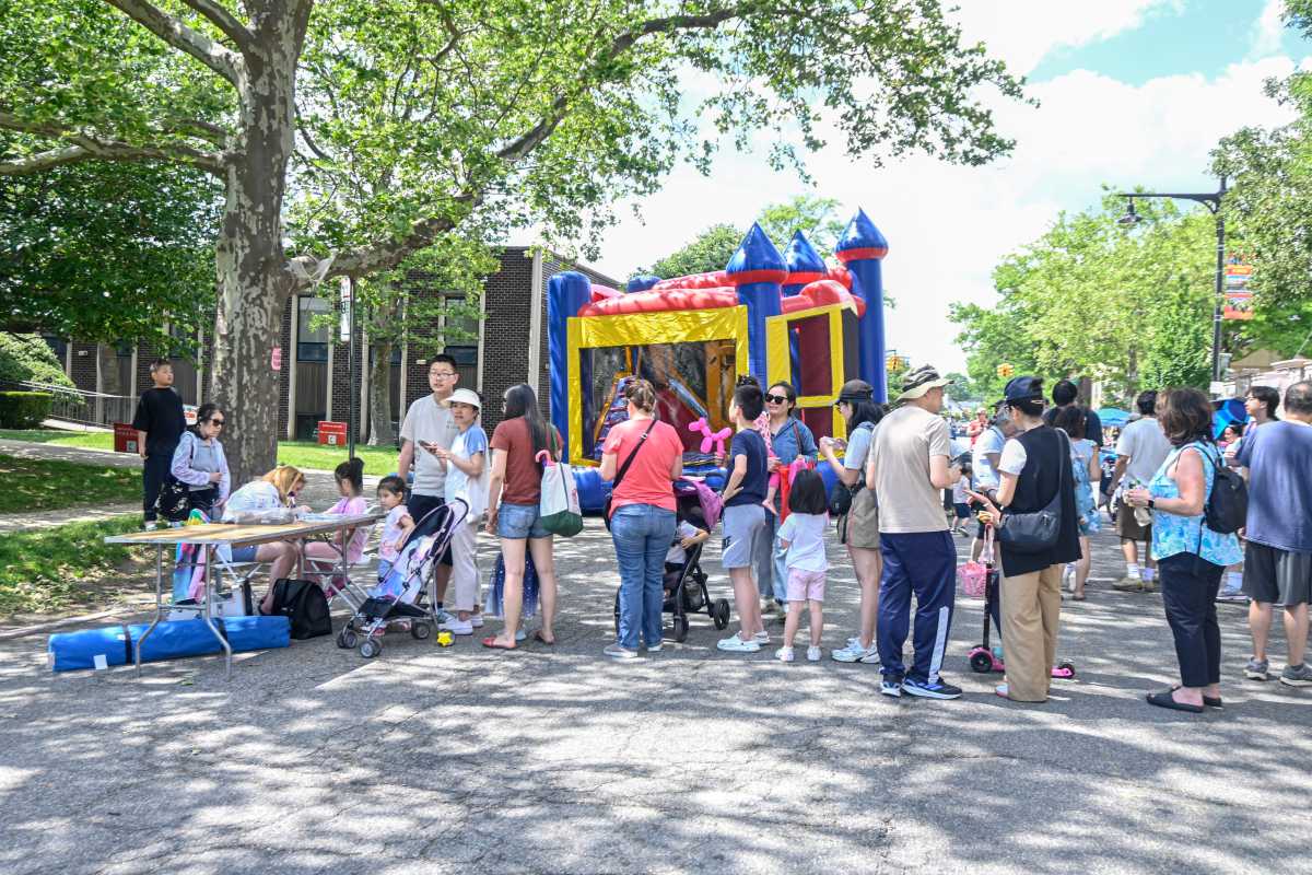 Bayside Village BID hosts annual Bell Blvd Food and Music Festival – QNS
