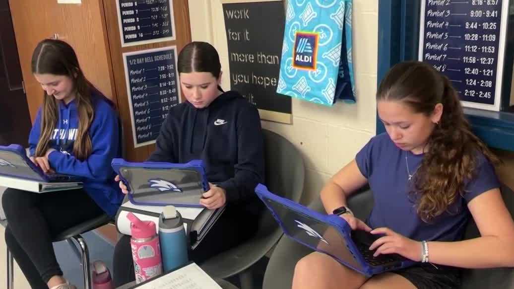 New York educators say school cellphone bans have been largely successful